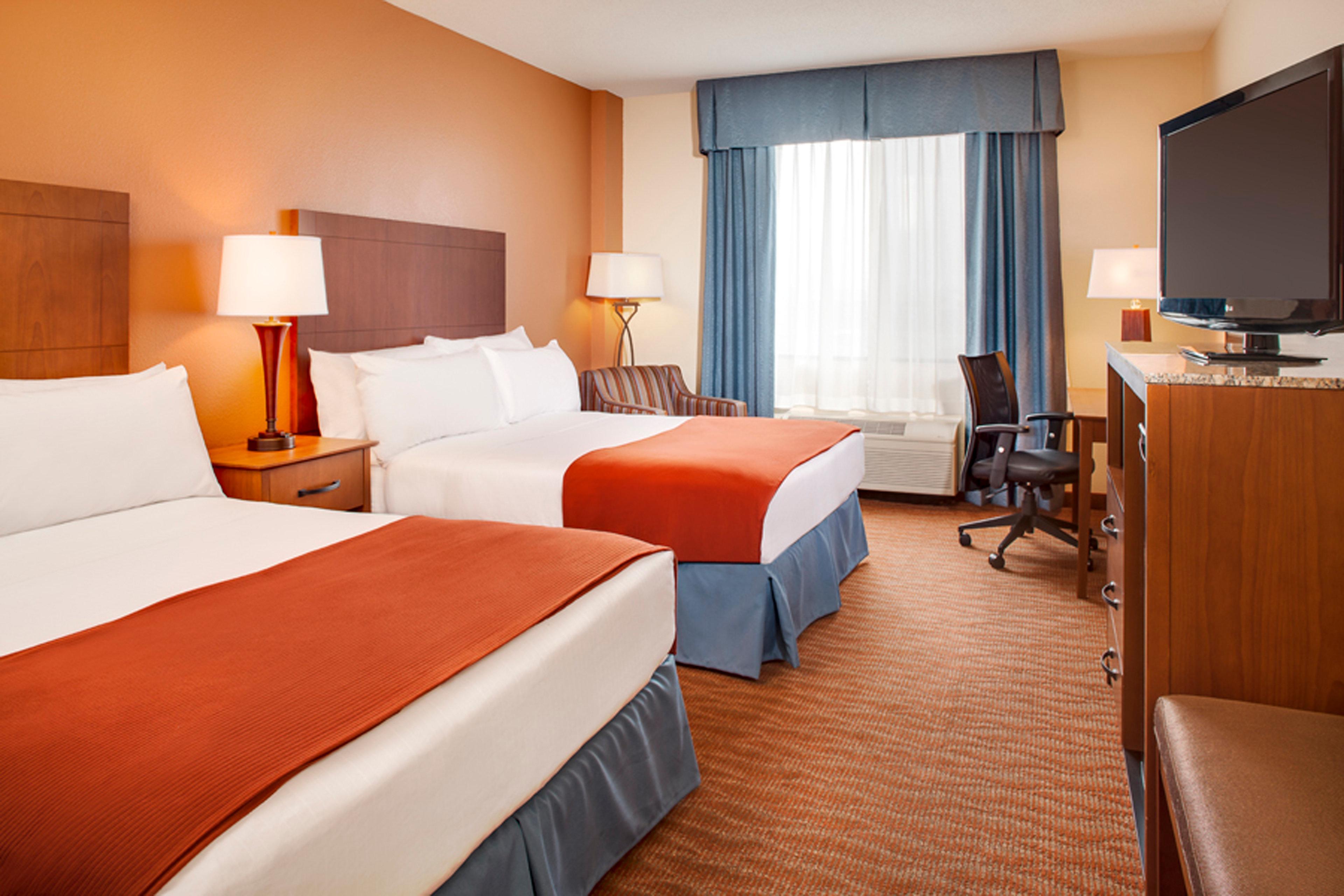 Holiday Inn Express Hotel & Suites Coralville, An Ihg Hotel Zewnętrze zdjęcie