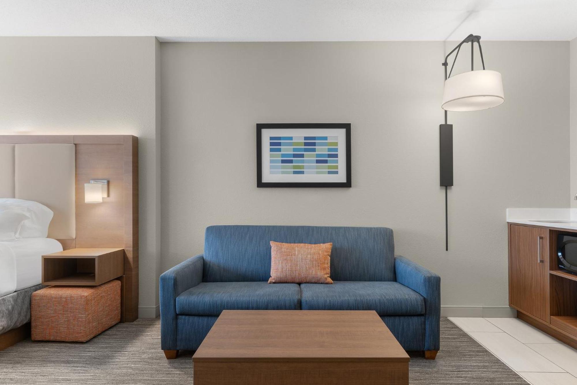 Holiday Inn Express Hotel & Suites Coralville By Ihg Zewnętrze zdjęcie