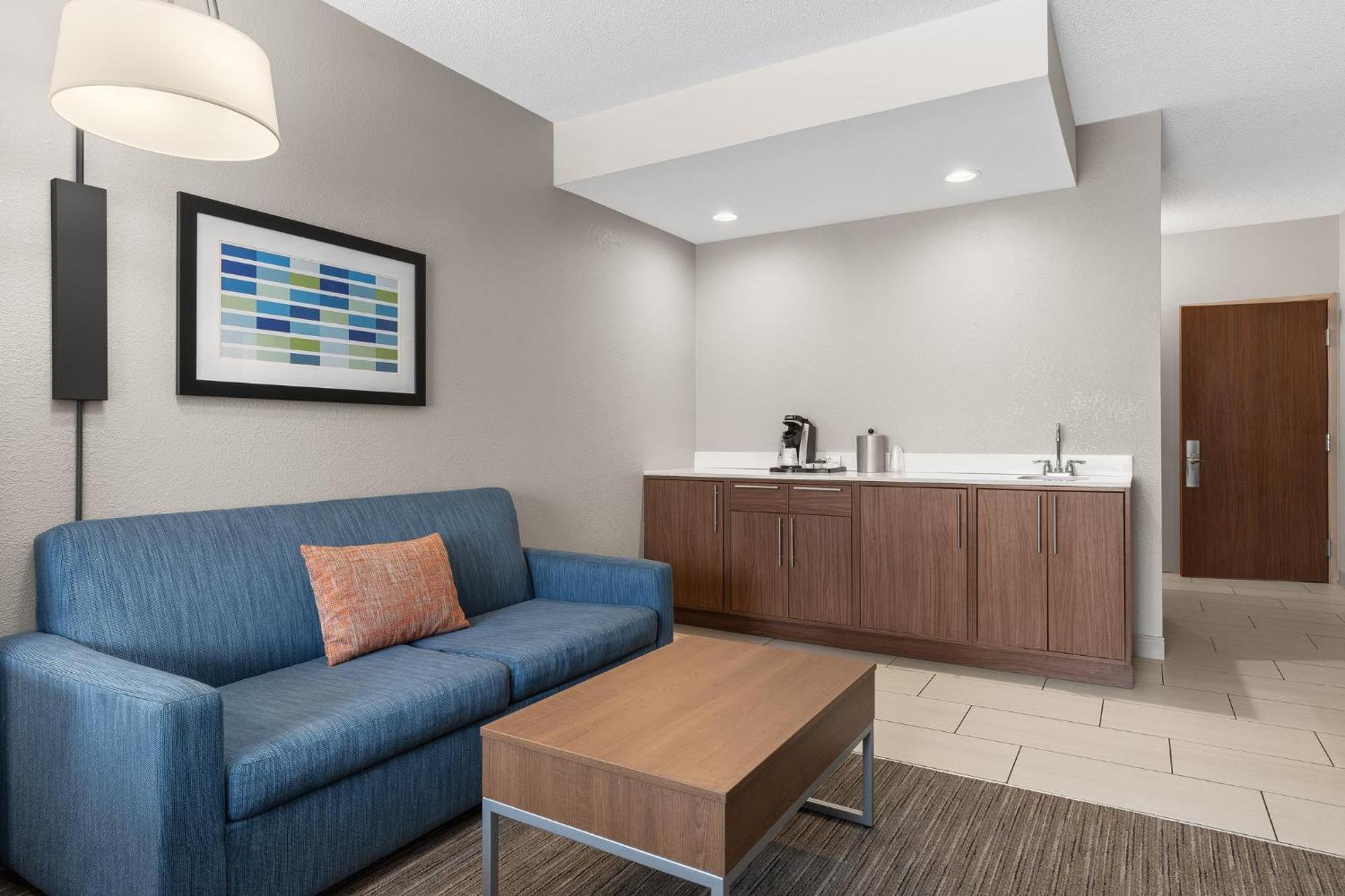 Holiday Inn Express Hotel & Suites Coralville By Ihg Zewnętrze zdjęcie