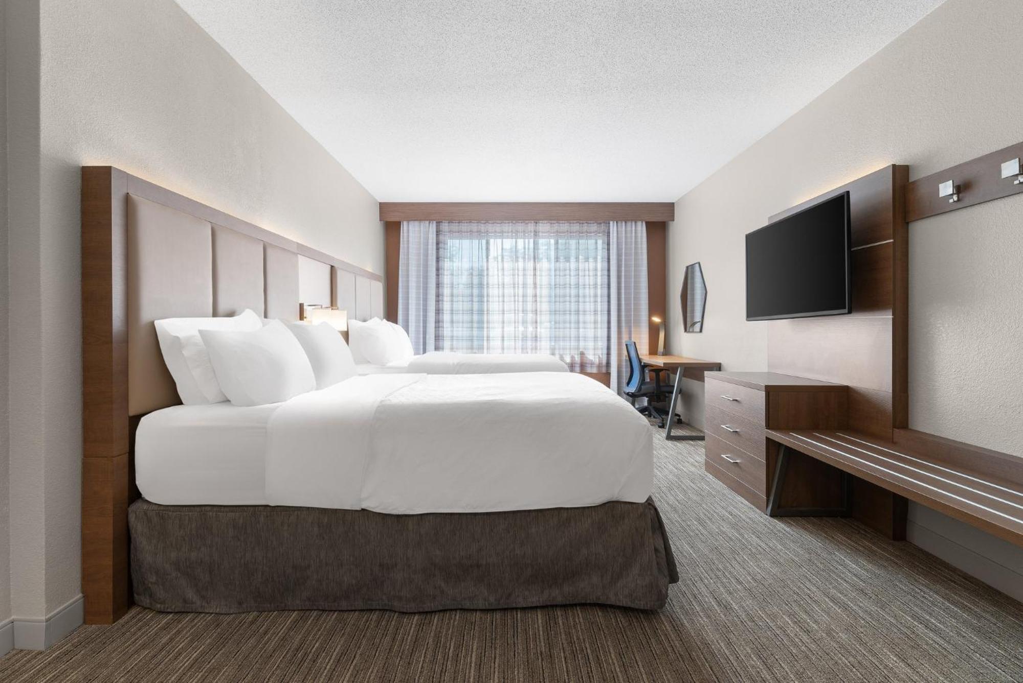 Holiday Inn Express Hotel & Suites Coralville By Ihg Zewnętrze zdjęcie