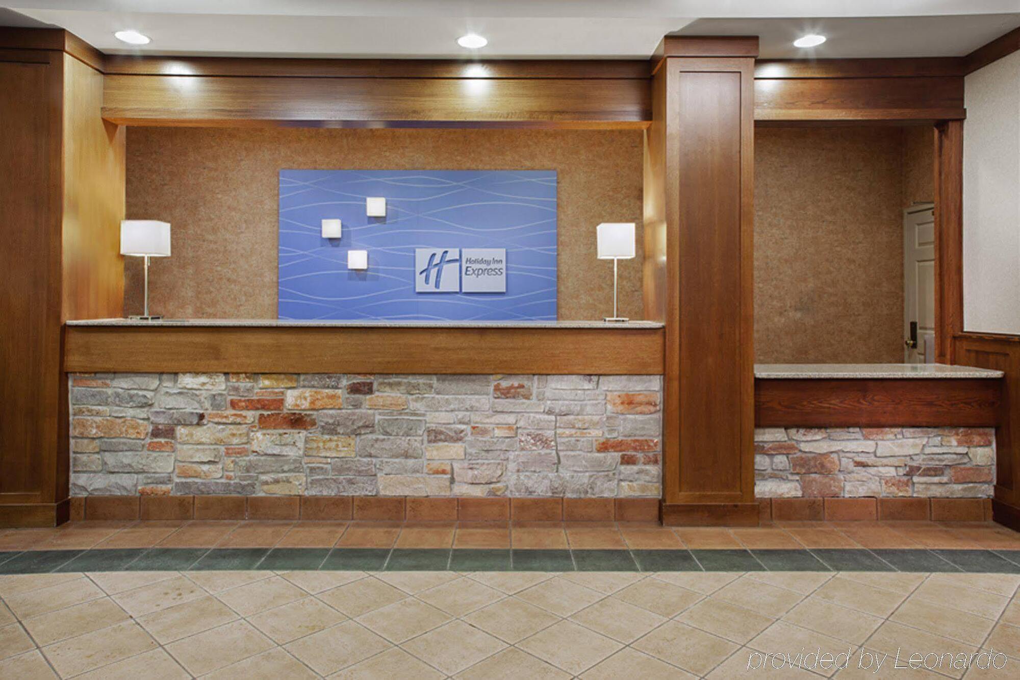 Holiday Inn Express Hotel & Suites Coralville By Ihg Zewnętrze zdjęcie